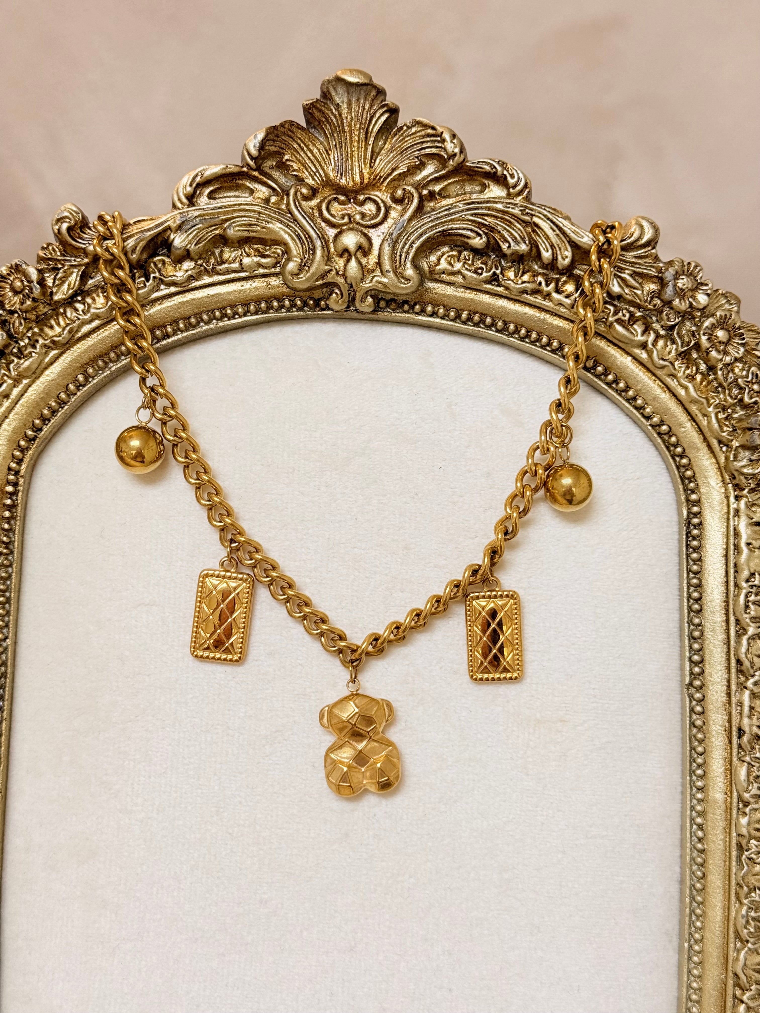 Bear charms necklace
