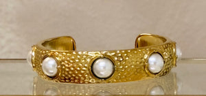 Pearl bracelet