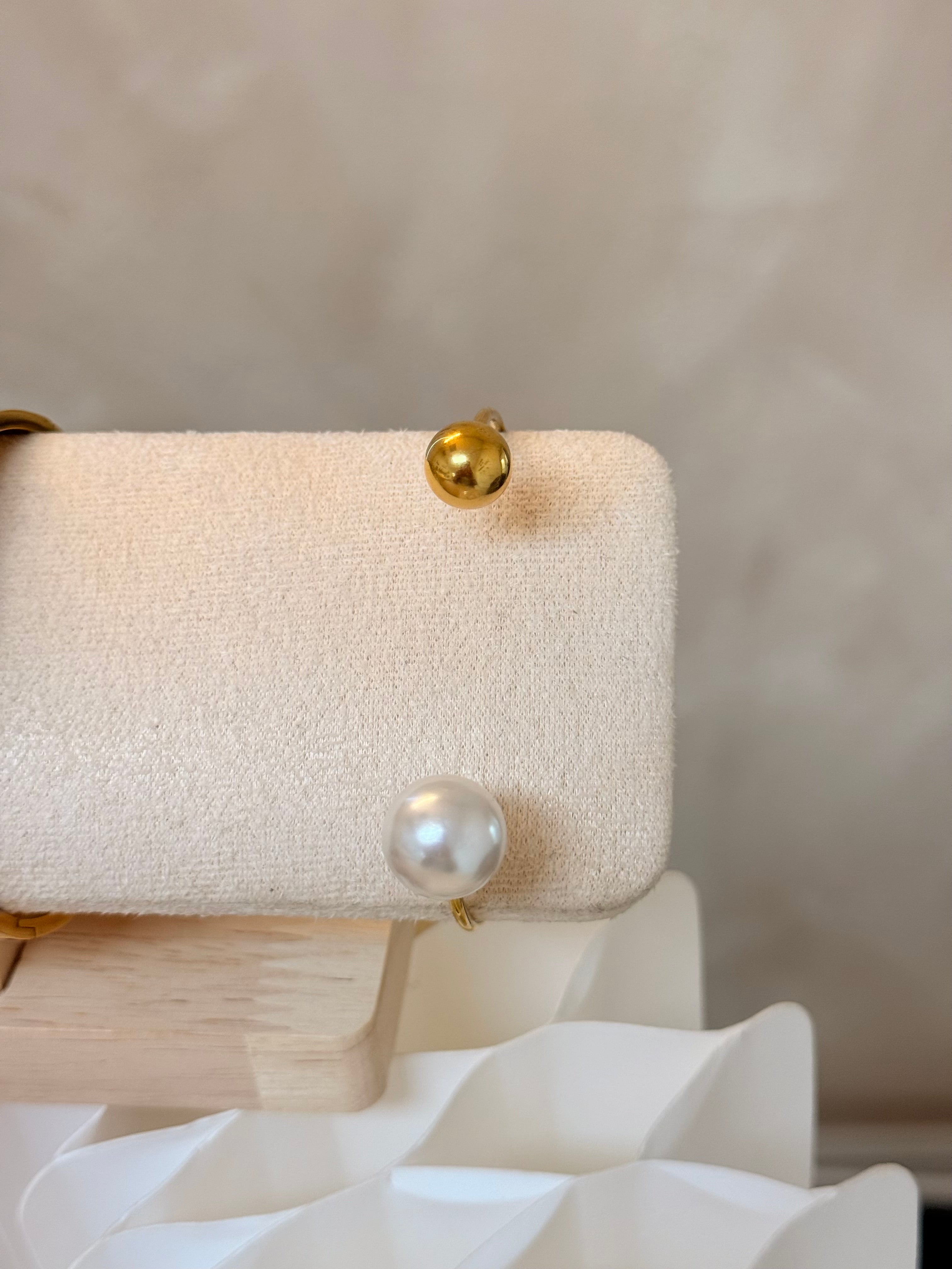 Pearl cuff bracelet