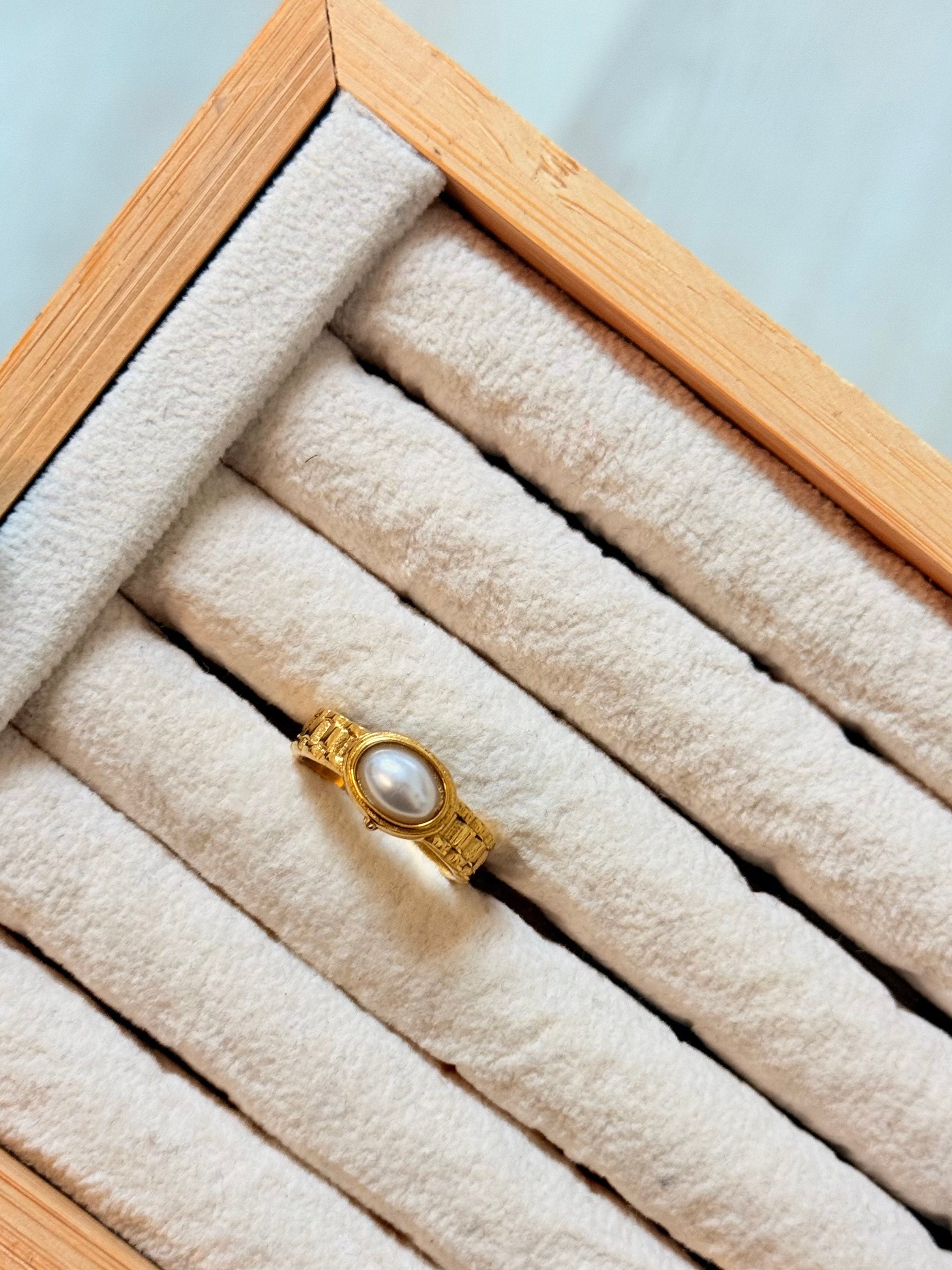 Pearl Watch band ring