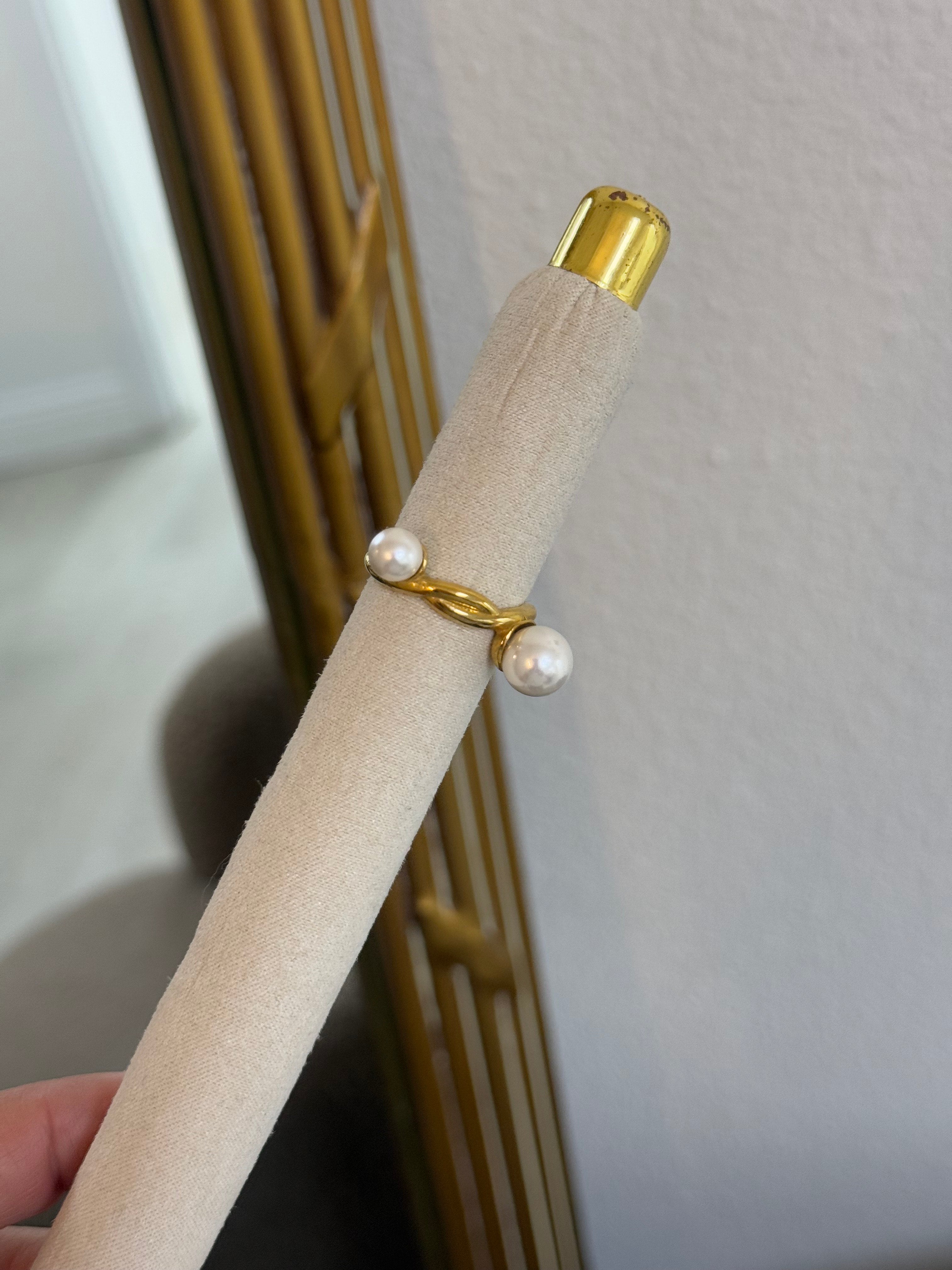 Two pearls